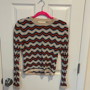 Wave Pattern Long Sleeve Top